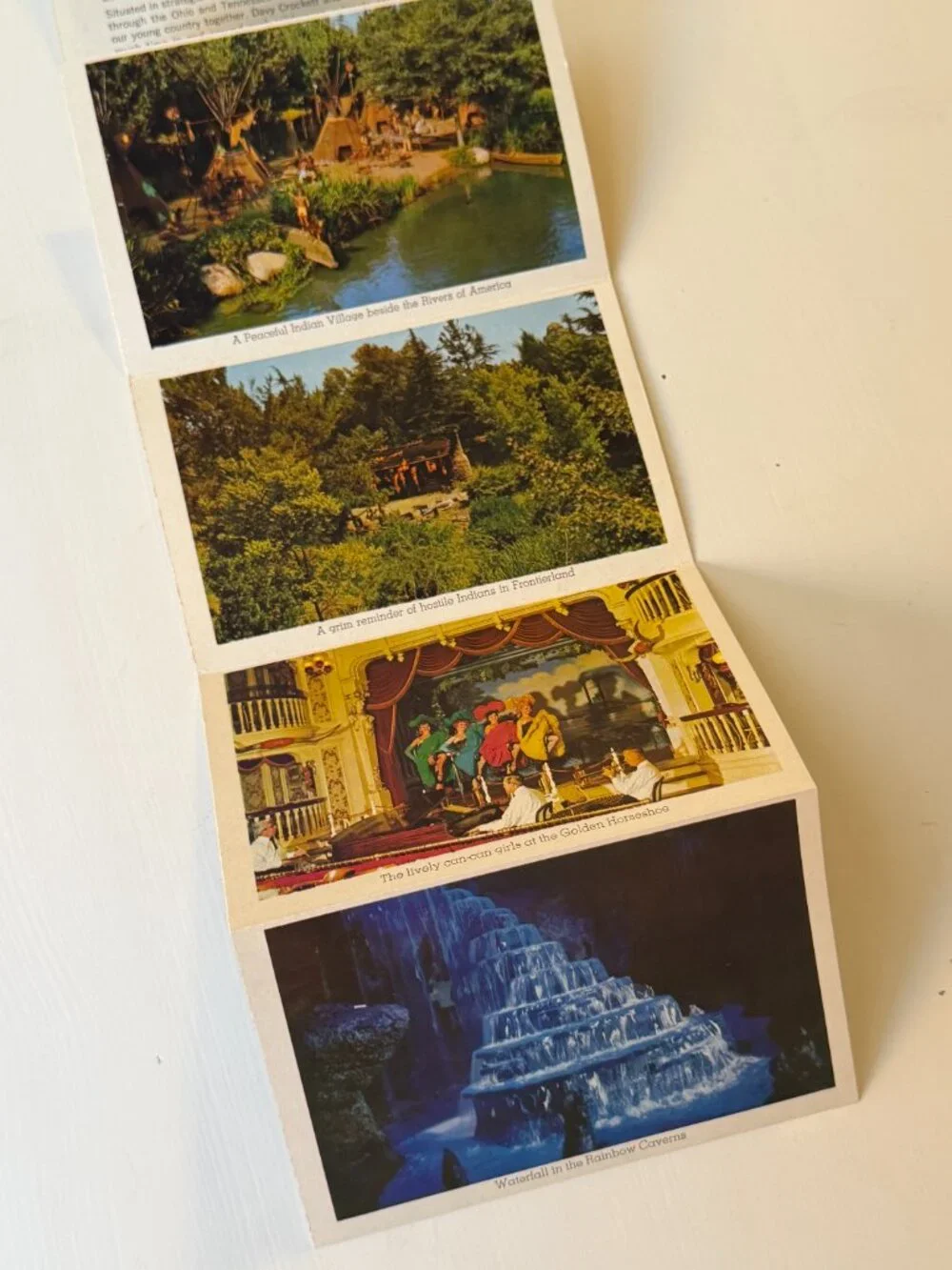 Vintage 1960s Disneyland Frontierland Fold-out Postcard Booklet